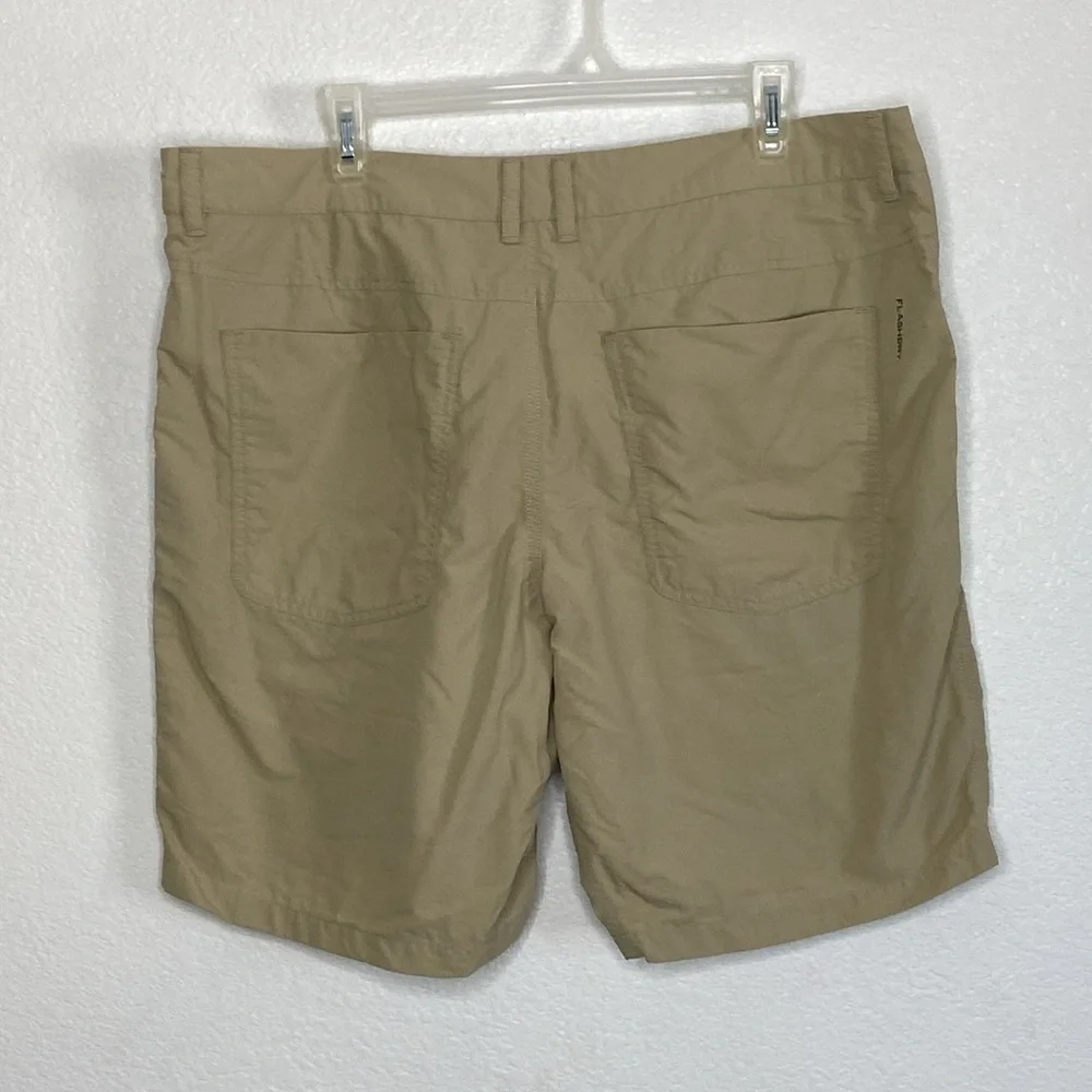 The North Face Men’s Flash Dry Shorts Size 38